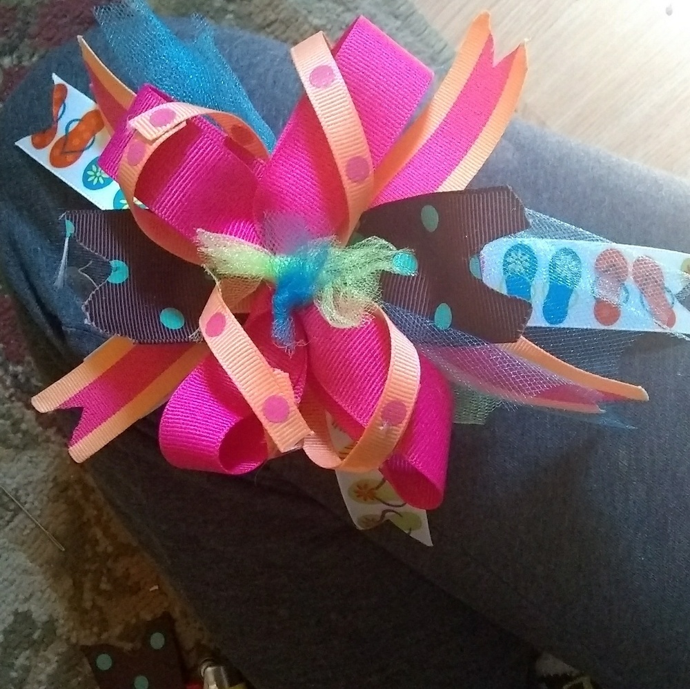 Hair bow